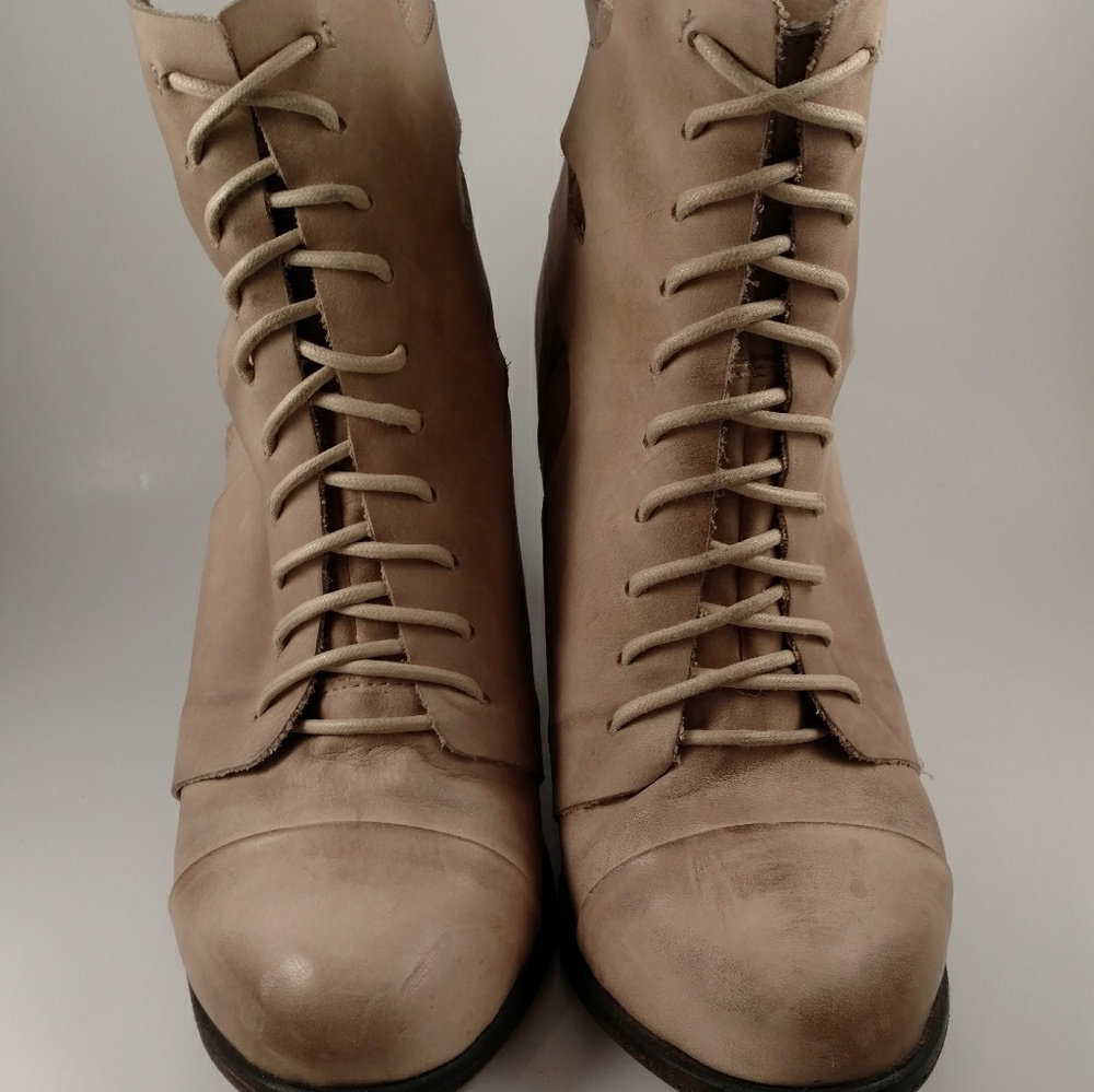 Freebird by Steven Tan Heeled Boots - Picture 3 of 8
